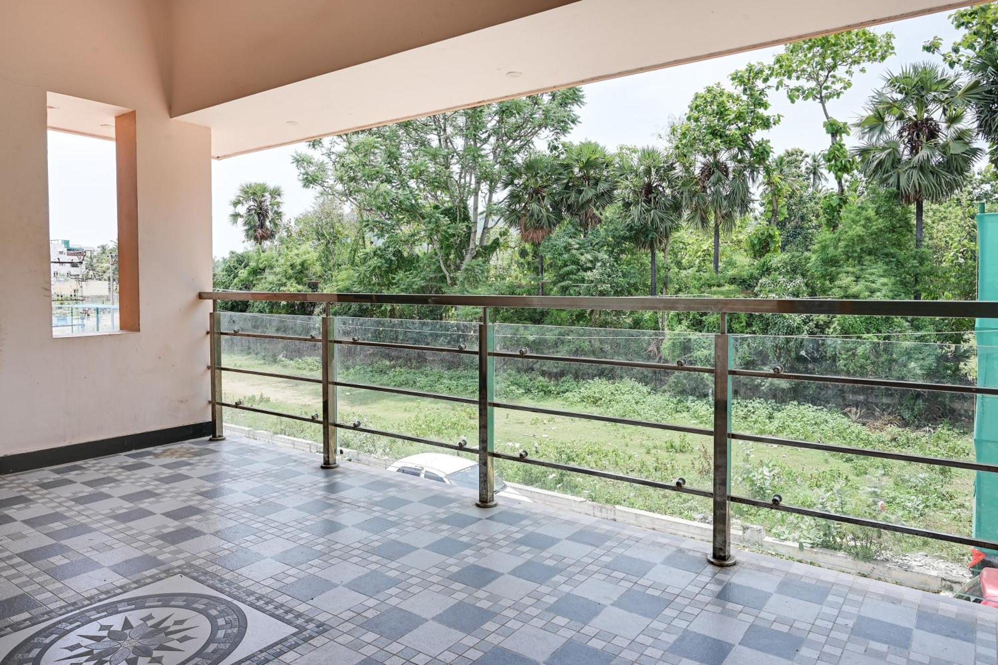 Hotel O Sharin Service Apartments Suramangalam Exterior photo